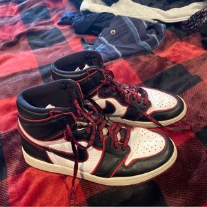 Jordan 1 Bloodline